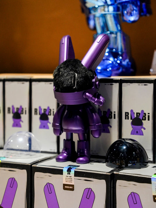 ROBBi x D.Desirable D̀ Space Explorer 400%